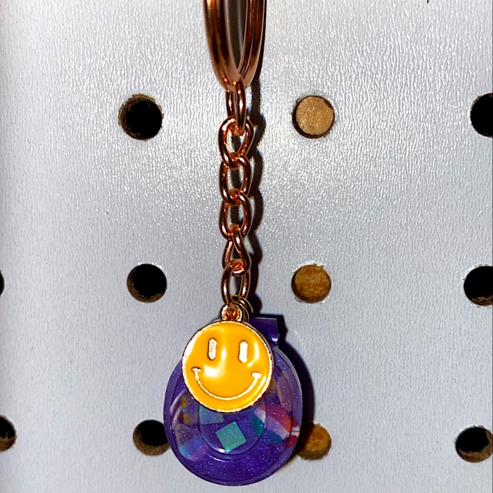 Smiley keychain organic mica(coloring)real flowers
